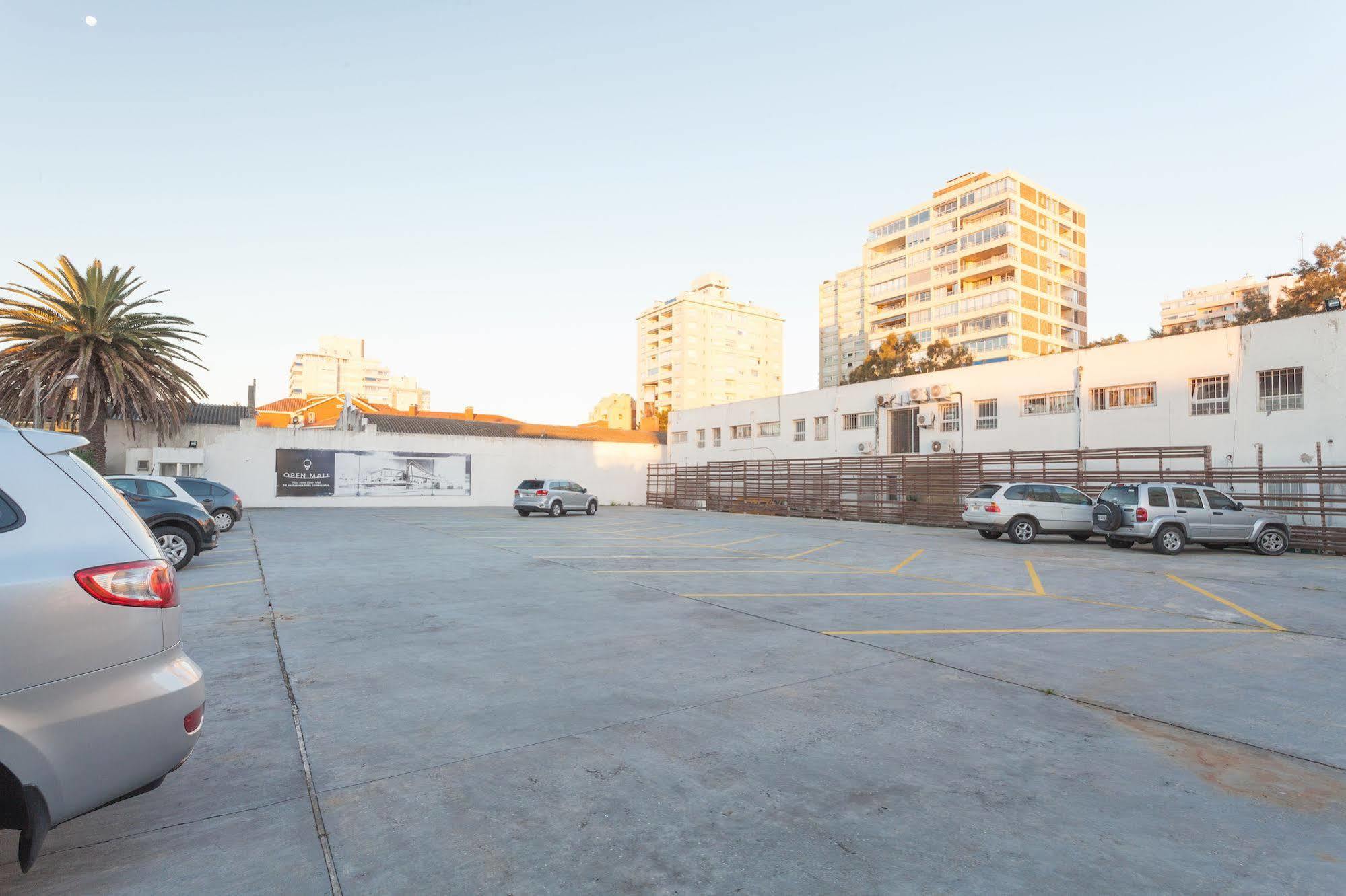 20 Hotel Punta del Este Exterior photo